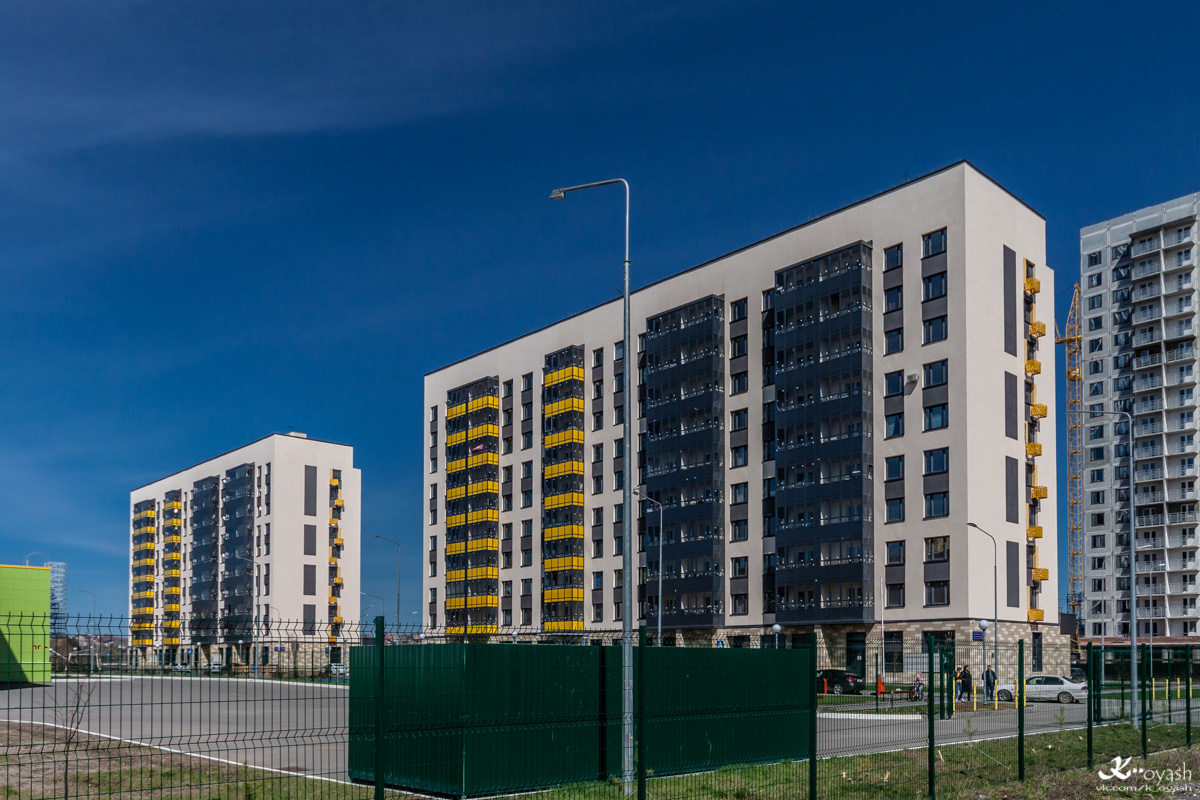 Казань, Улица Александра Курынова, 11 корп. 2; Улица Александра Курынова, 11 корп. 1