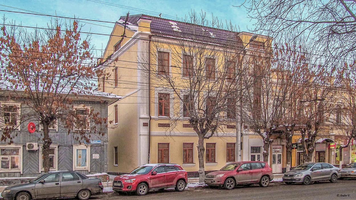 Уфа, Коммунистическая улица, 37; Коммунистическая улица, 37А