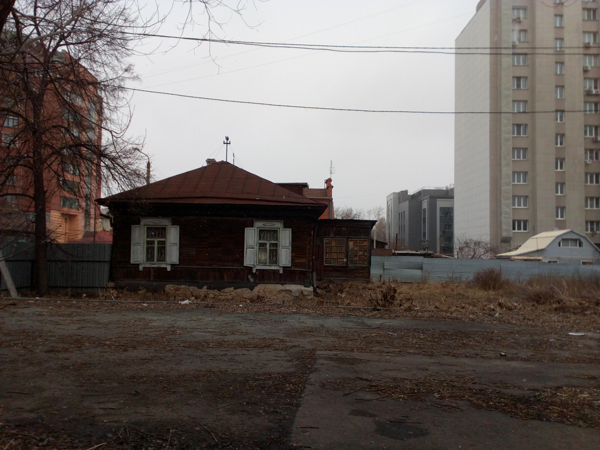 Челябинск, 2-й Кордонный переулок, 5; Улица Коммуны, 135А; 3-й Кордонный переулок, 2; Улица Коммуны, 131; Улица Энгельса, 26А
