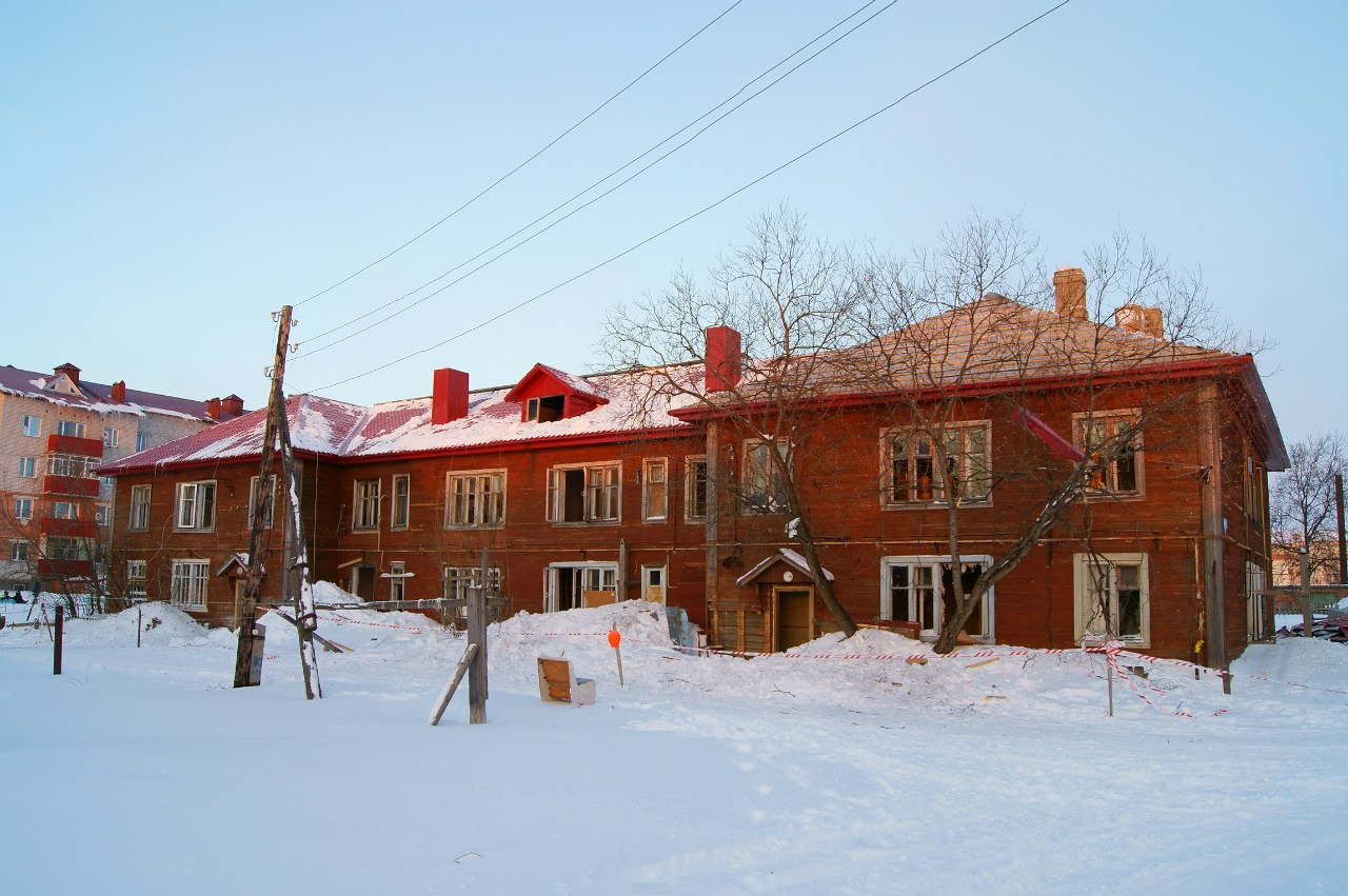 Нарьян-Мар, Улица Рыбников, 1