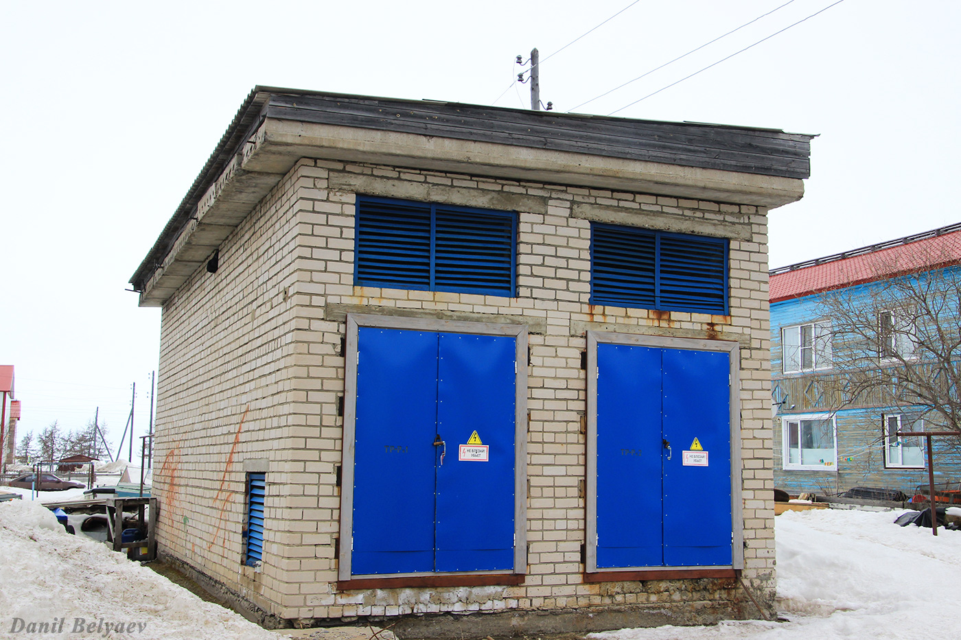 Искателей, Улица Монтажников, 3*