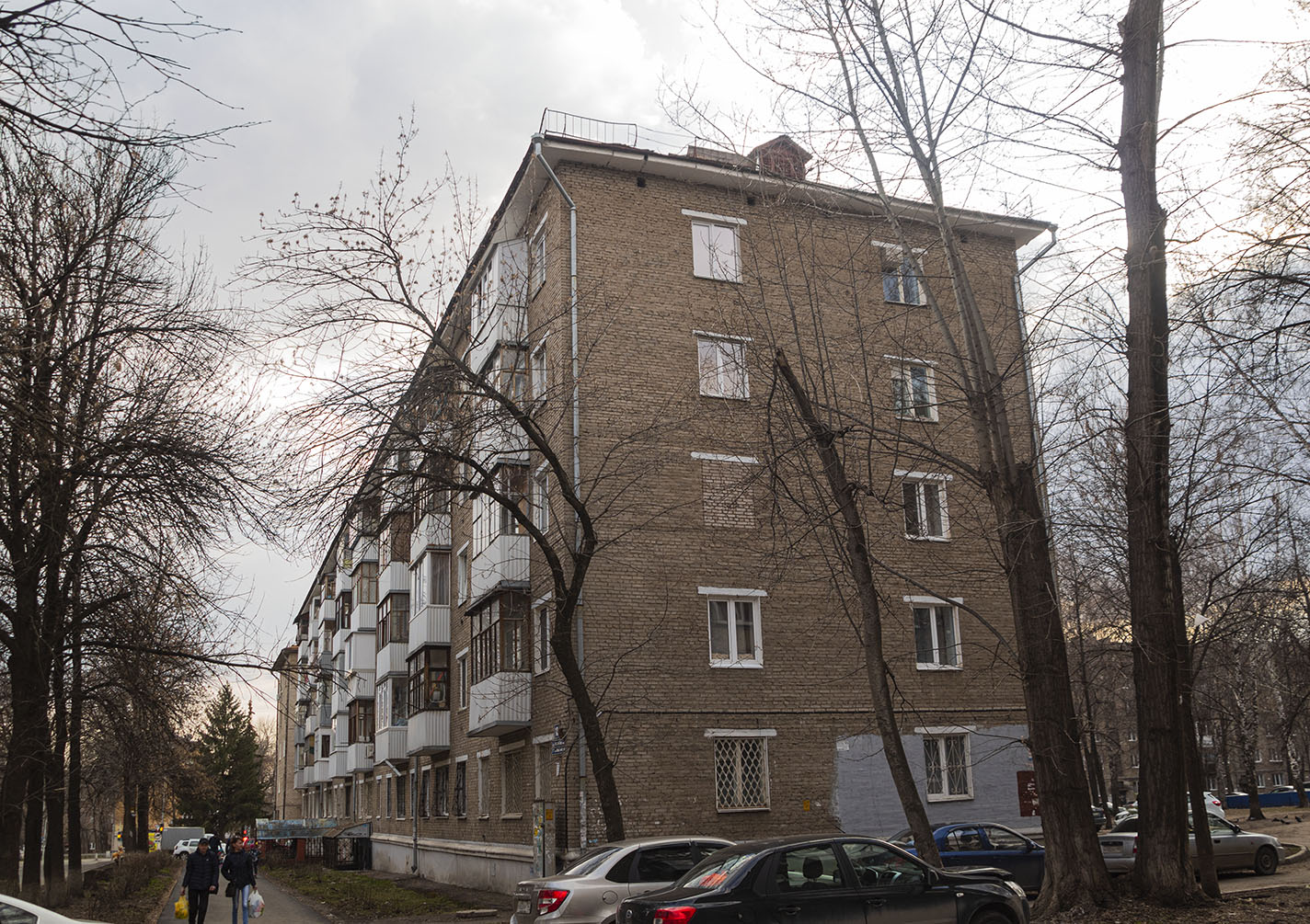Ufa, Улица Гончарова, 13