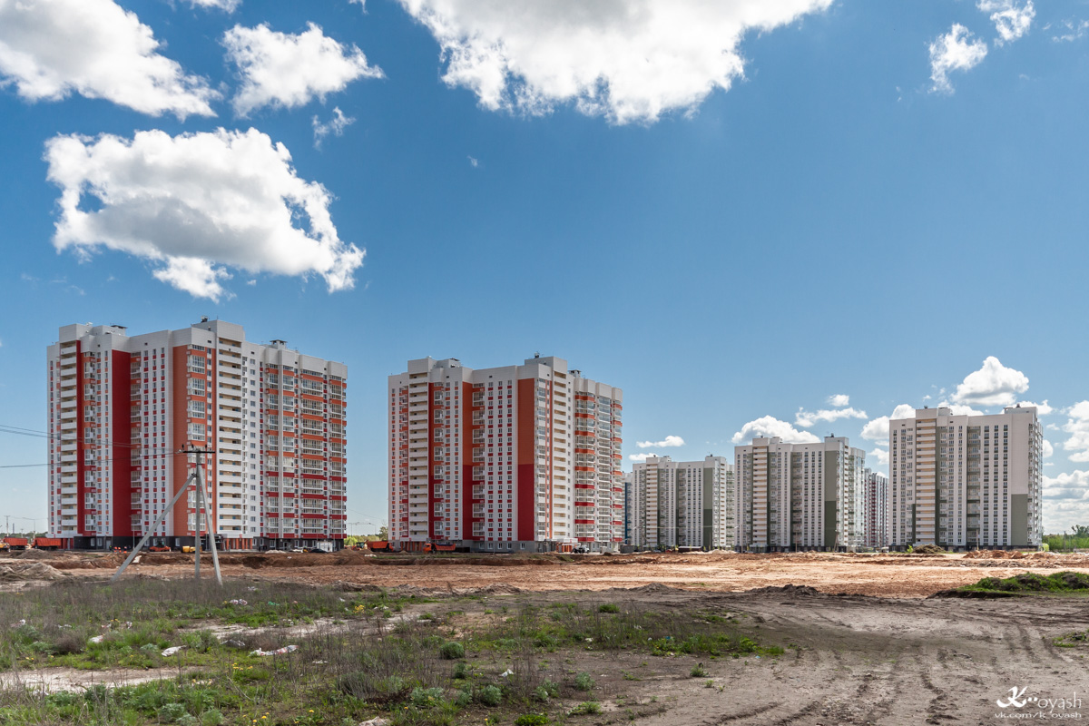 Kazań, Улица Мустая Карима, 1 / Проспект Ильгама Шакирова, 21; Улица Мустая Карима, 3; Улица Наиля Юсупова, 6; Улица Наиля Юсупова, 8; Улица Наиля Юсупова, 10 / Улица Мустая Карима, 7