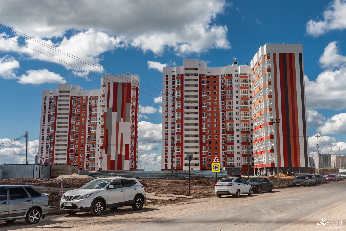 Kazan, Улица Мустая Карима, 1 / Проспект Ильгама Шакирова, 21; Улица Мустая Карима, 3