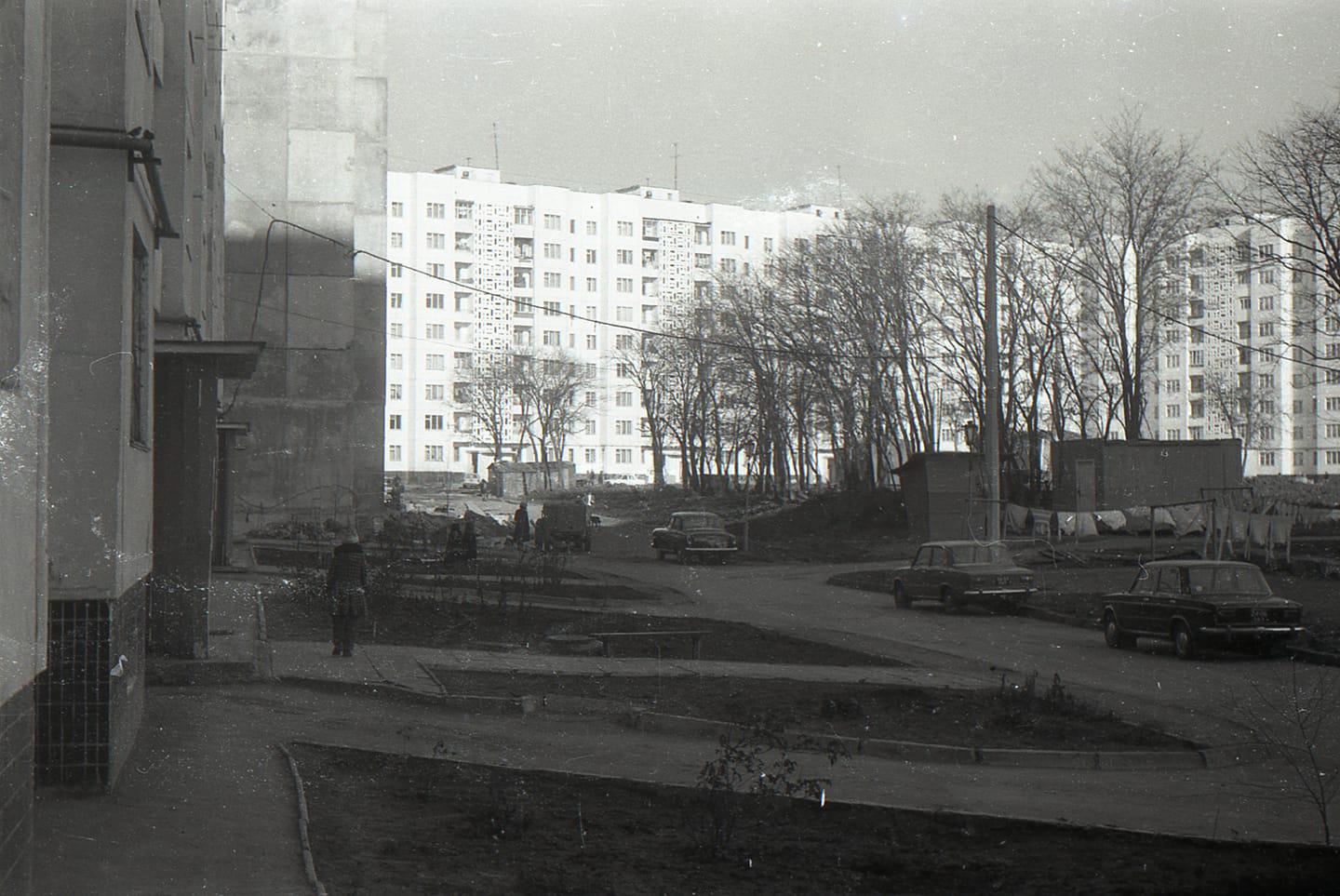 Одесса, Вулиця Левітана, 119; Вулиця Ільфа і Петрова, 2 / Вулиця Левітана; Проспект Небесної сотні, 75; Проспект Небесної сотні, 77