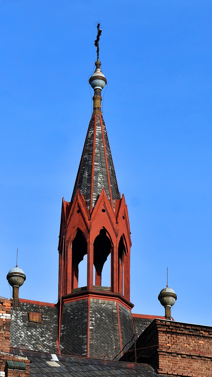 Прага, ​Apolinářská, 18​ / Ke Karlovu, 9 / ​Apolinářská, 16