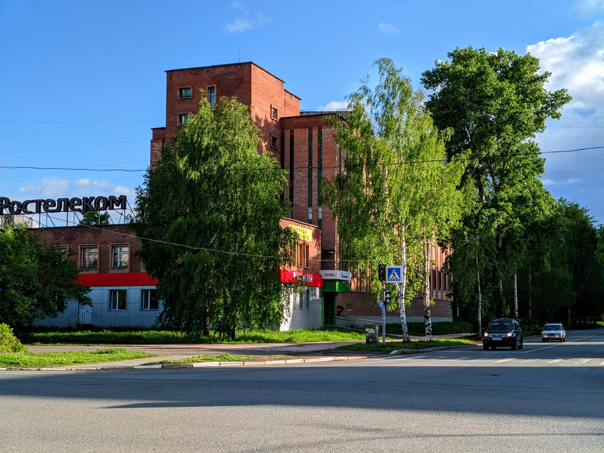 Глазов, Улица Буденного, 1
