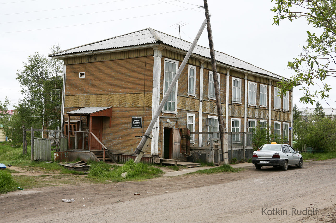 Naryan-Mar, Улица Выучейского, 7 / Улица Сапрыгина, 8