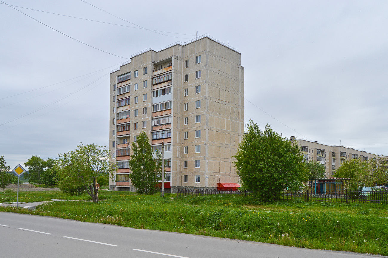 Полевской, 2-й Микрорайон, 9; 2-й Микрорайон, 10