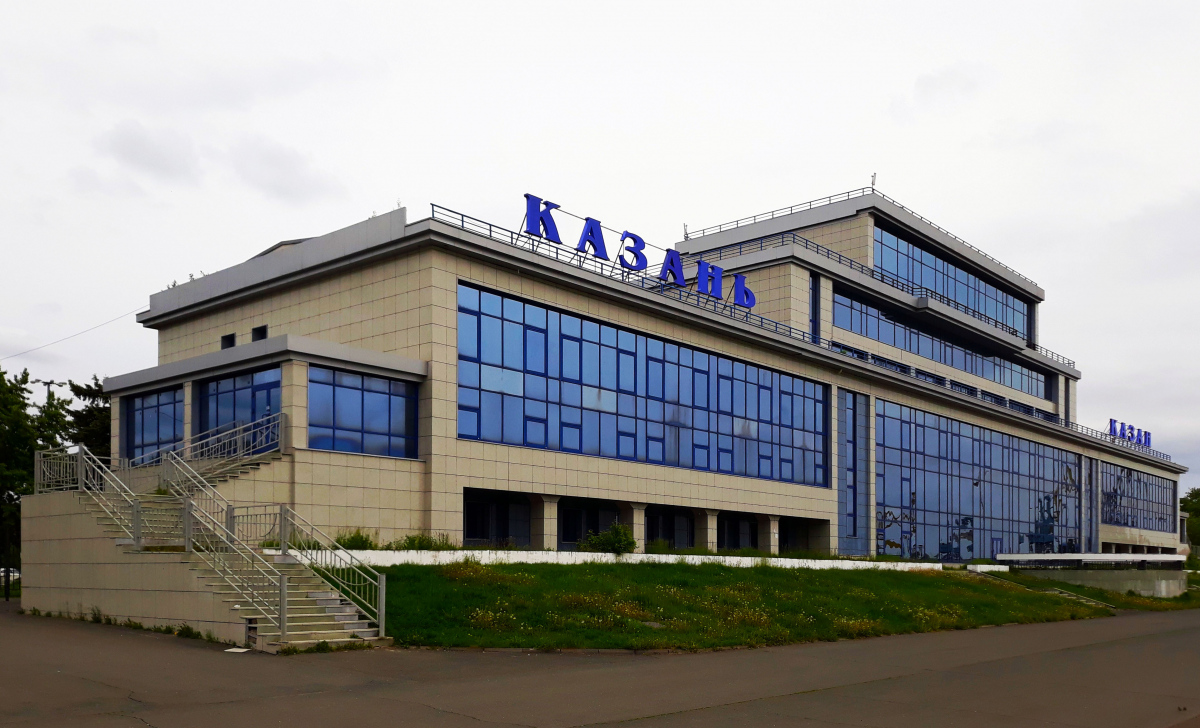 Казань, Улица Девятаева, 1