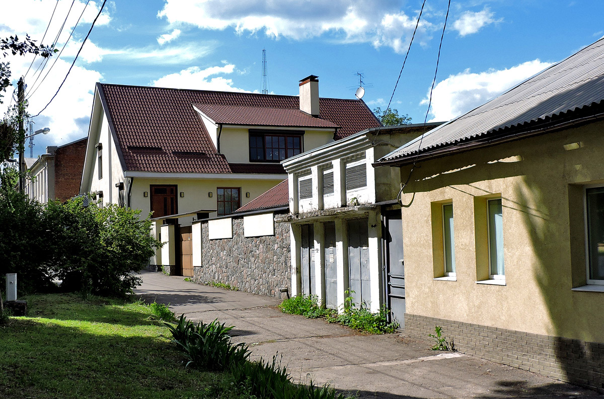 Kharkov, Проспект Героев Харькова, 159*; Проспект Героев Харькова, 157