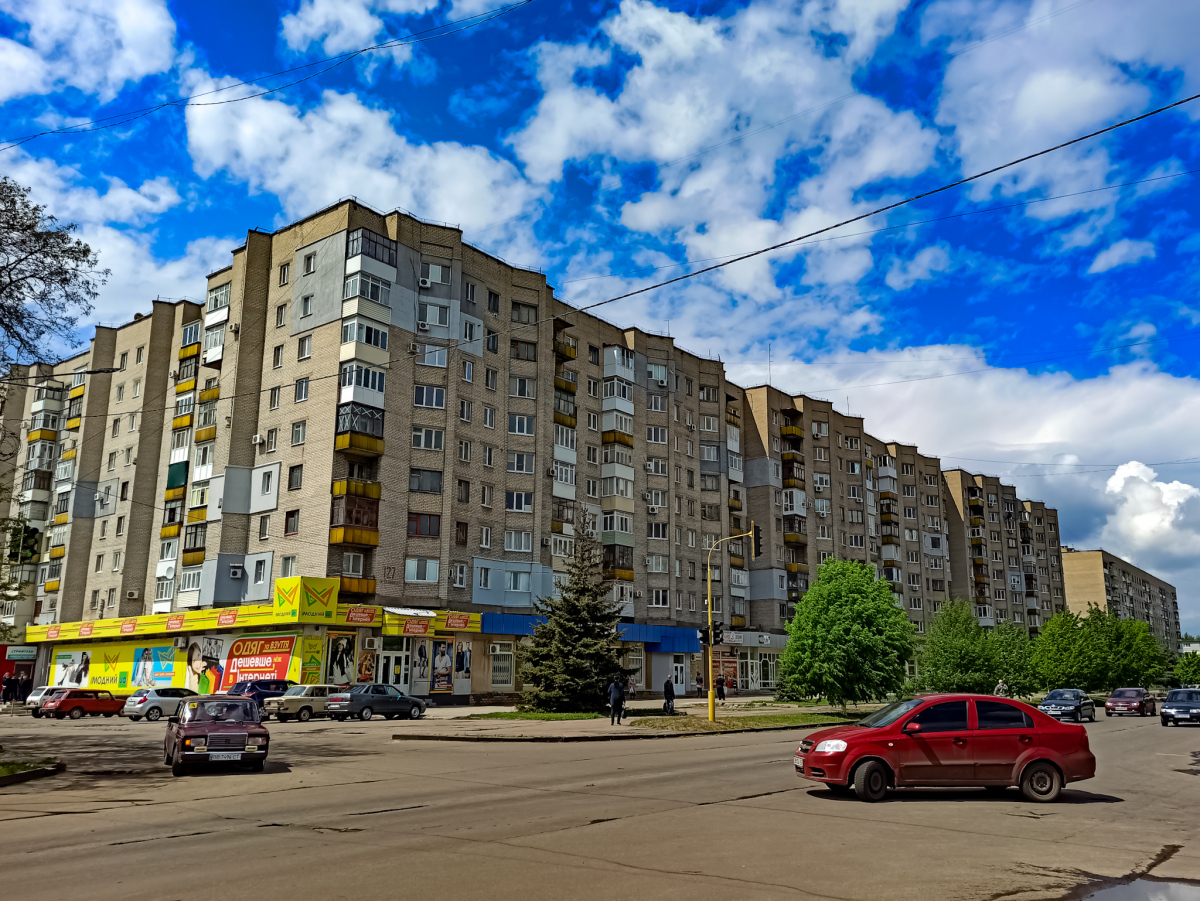 Лисичанськ, Проспект Победы, 127; Проспект Победы, 129