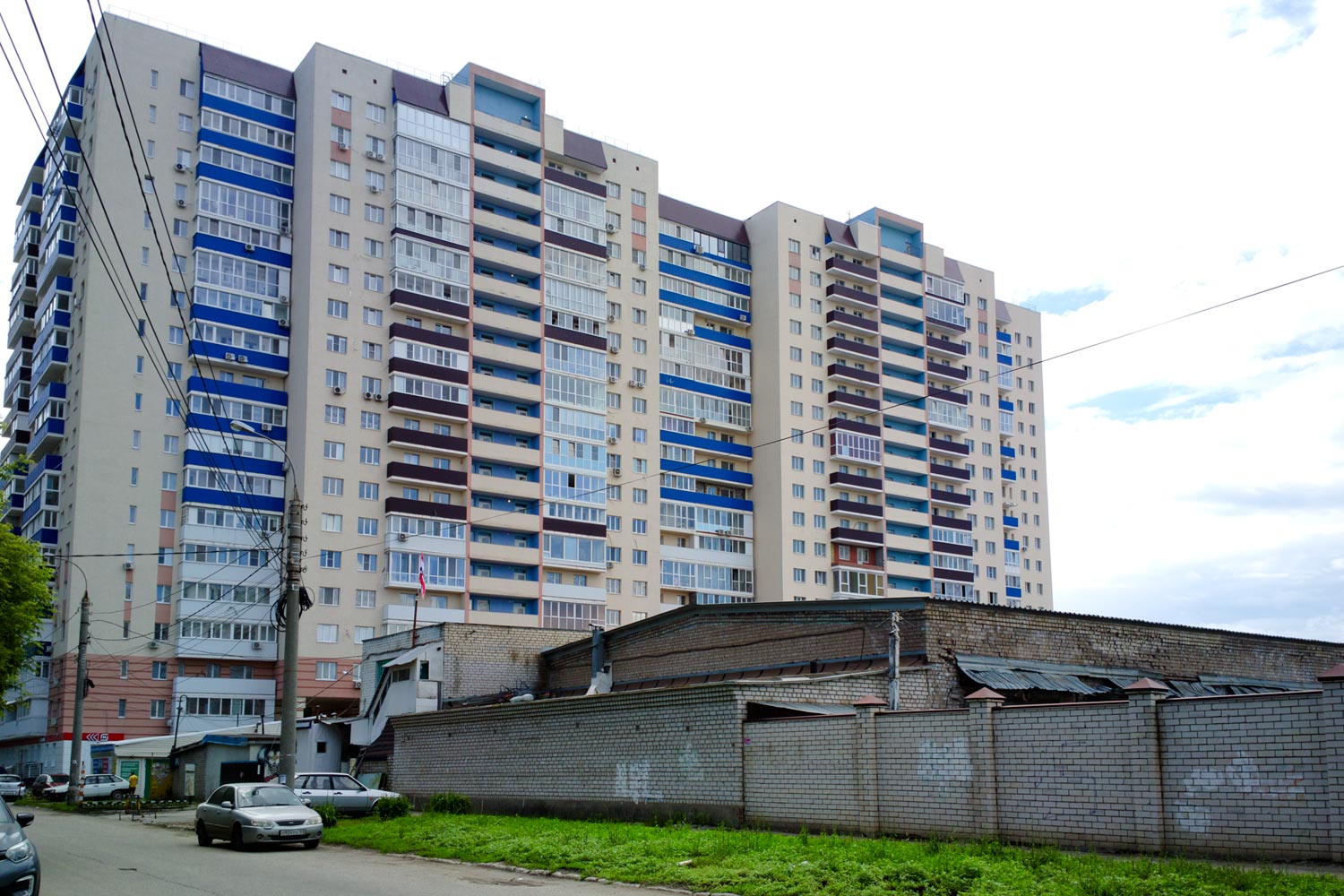 Samara, 3-й проезд, 50; Улица Дыбенко, 3