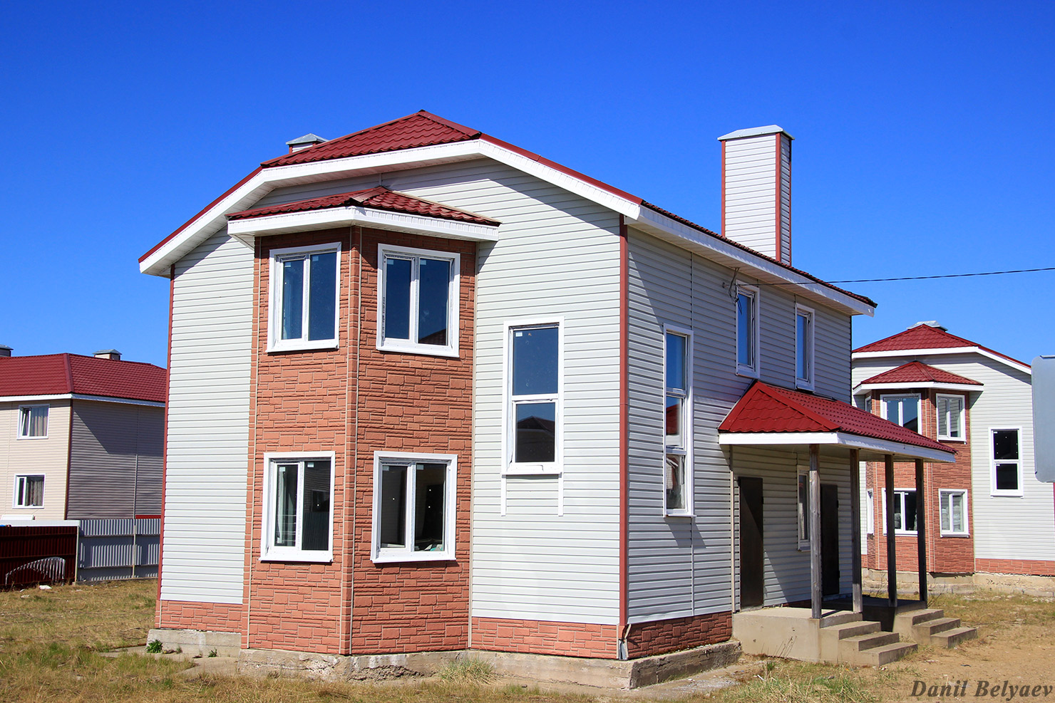 Искателей, Международная улица, 12