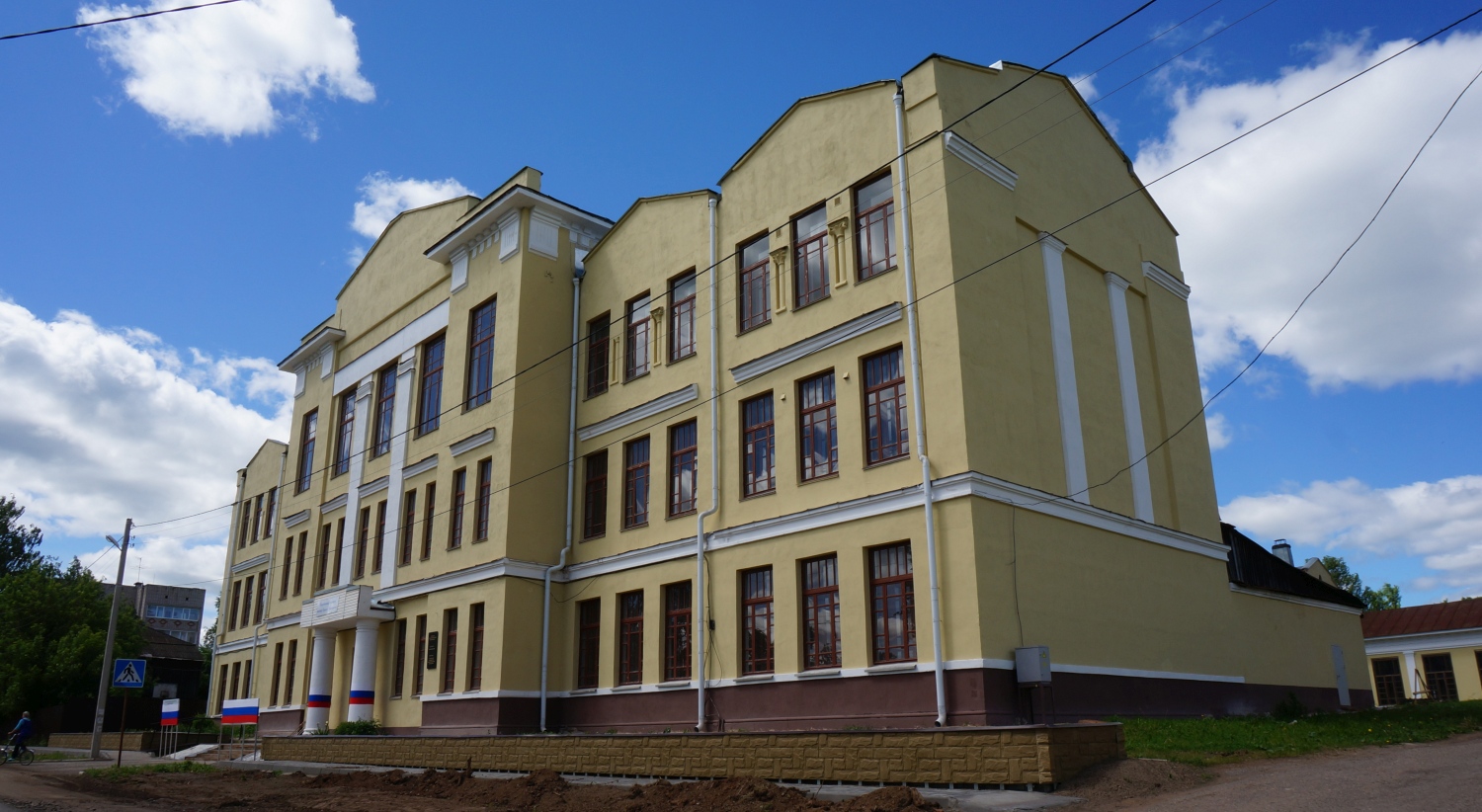 Оханск, Красная улица, 8