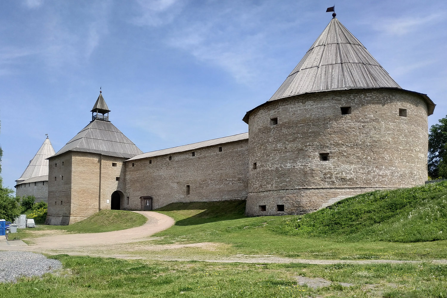 Старая Ладога, Волховский проспект, 19 Воротная башня