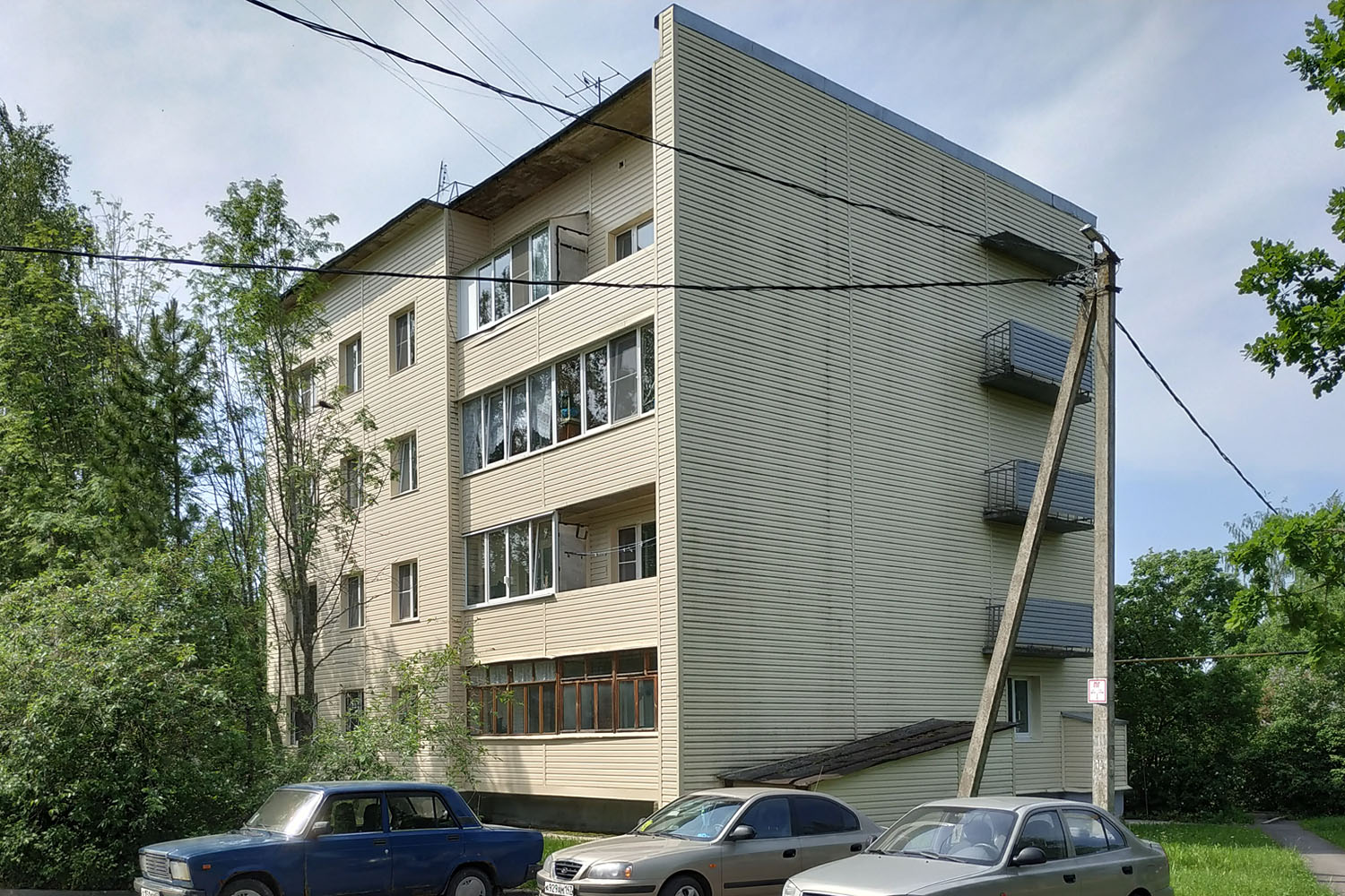 Старая Ладога, Волховский проспект, 13