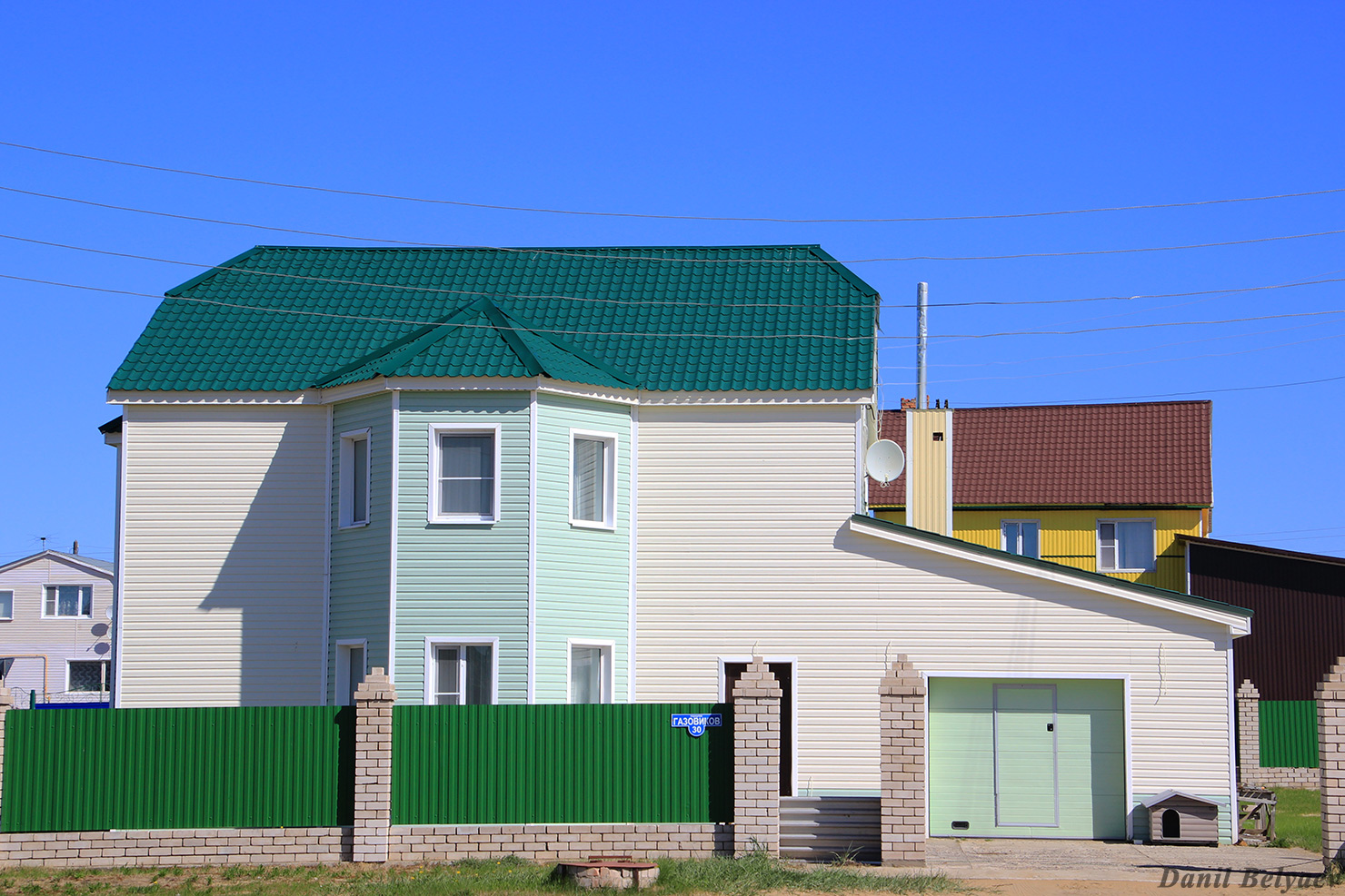 Искателей, Переулок Газовиков, 30