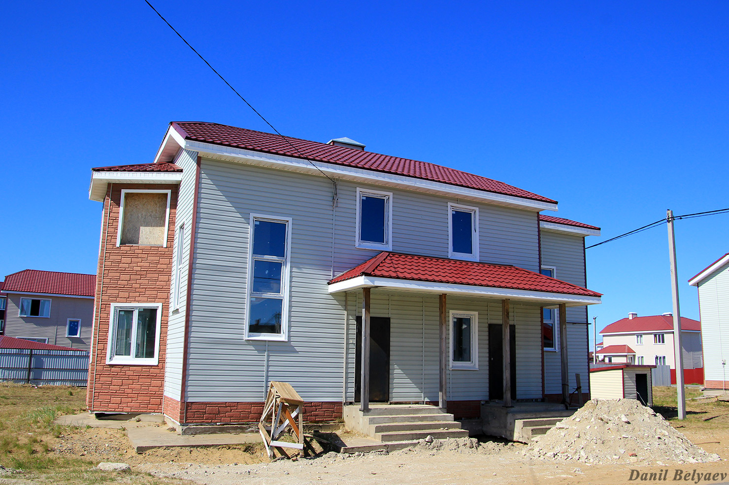 Iskateley, Международная улица, 16