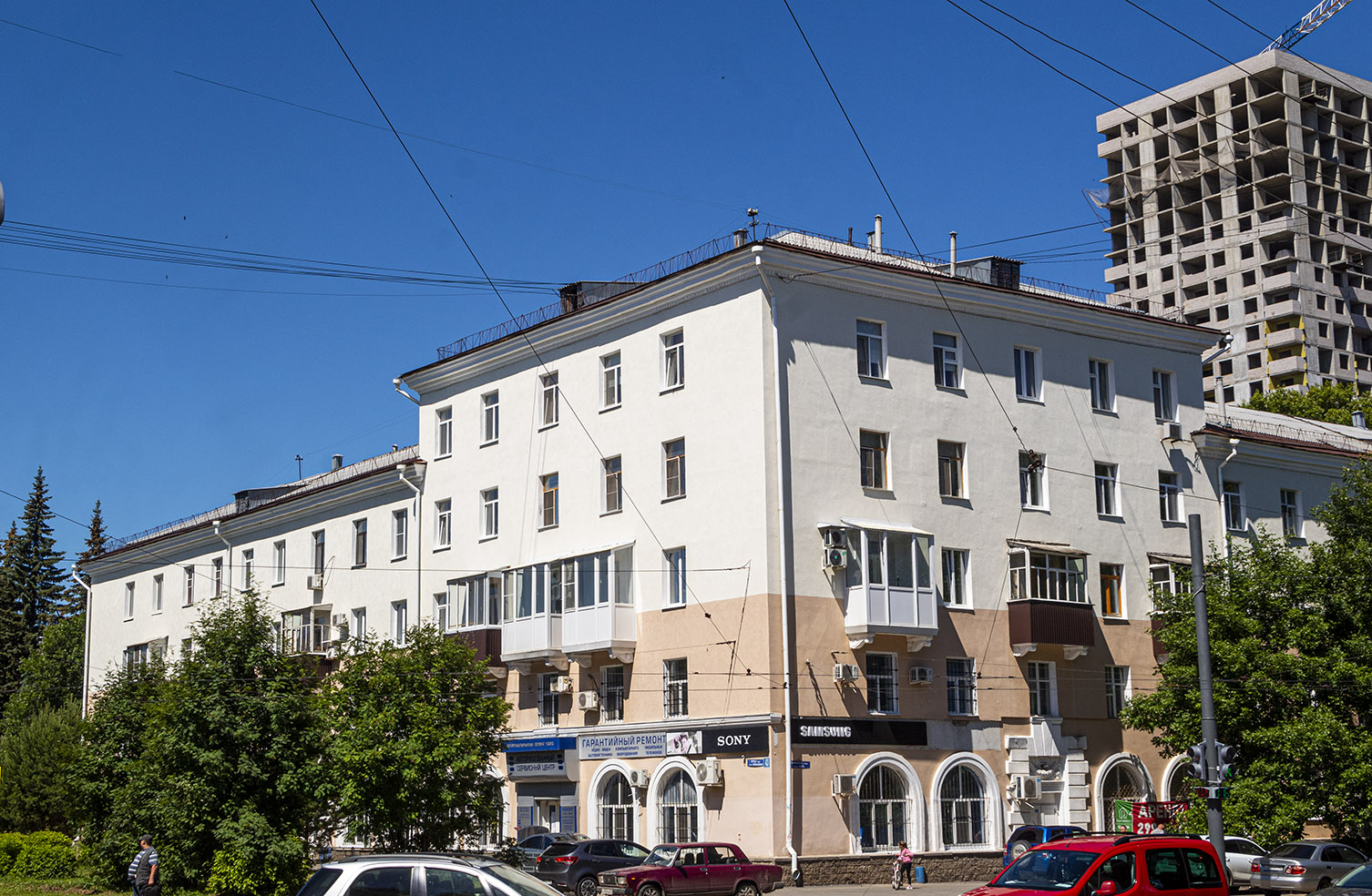 Уфа, Кольцевая улица, 43 / Улица Мира, 43