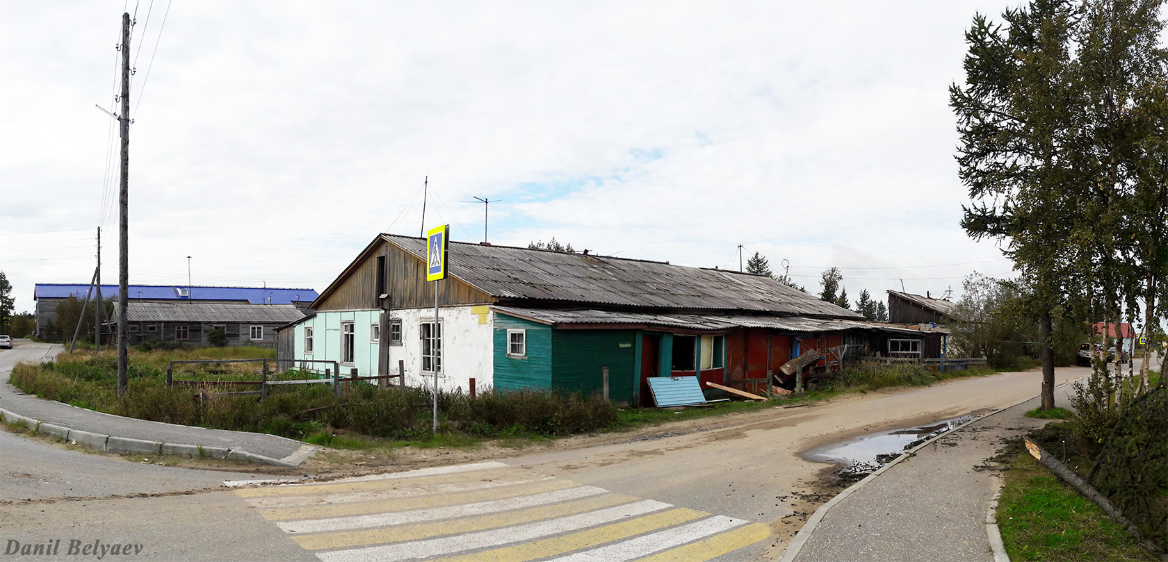 Искателей, Улица Тиманская, 32; Тиманская улица, 28