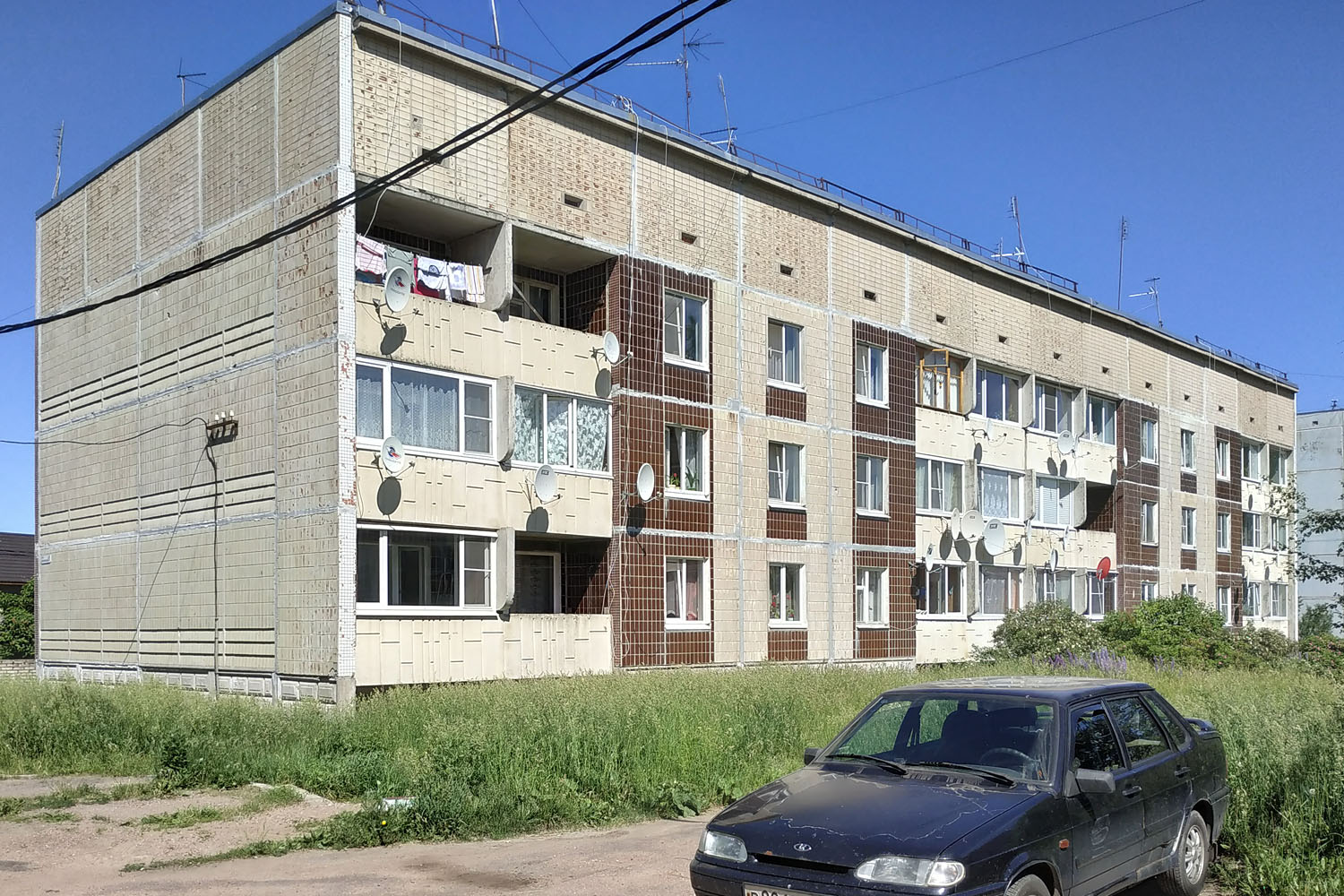 Выборгский район, прочие н. п., Кирпичное, Комсомольская улица, 8 корп. 1