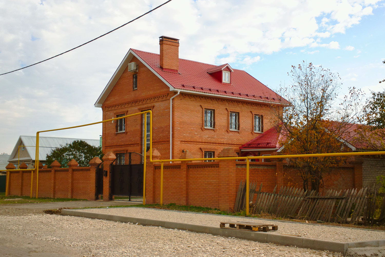 Smyshlyaevka, Коммунистическая улица, 42