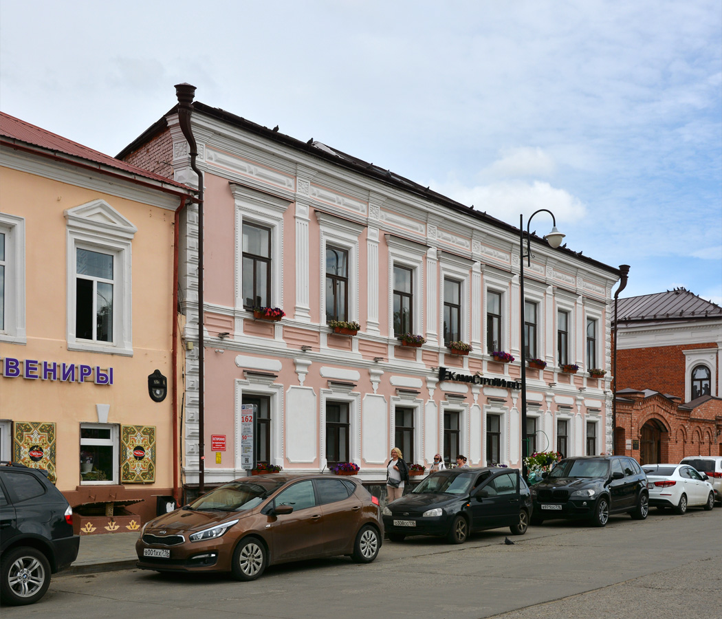 Казань, Улица Каюма Насыри, 3