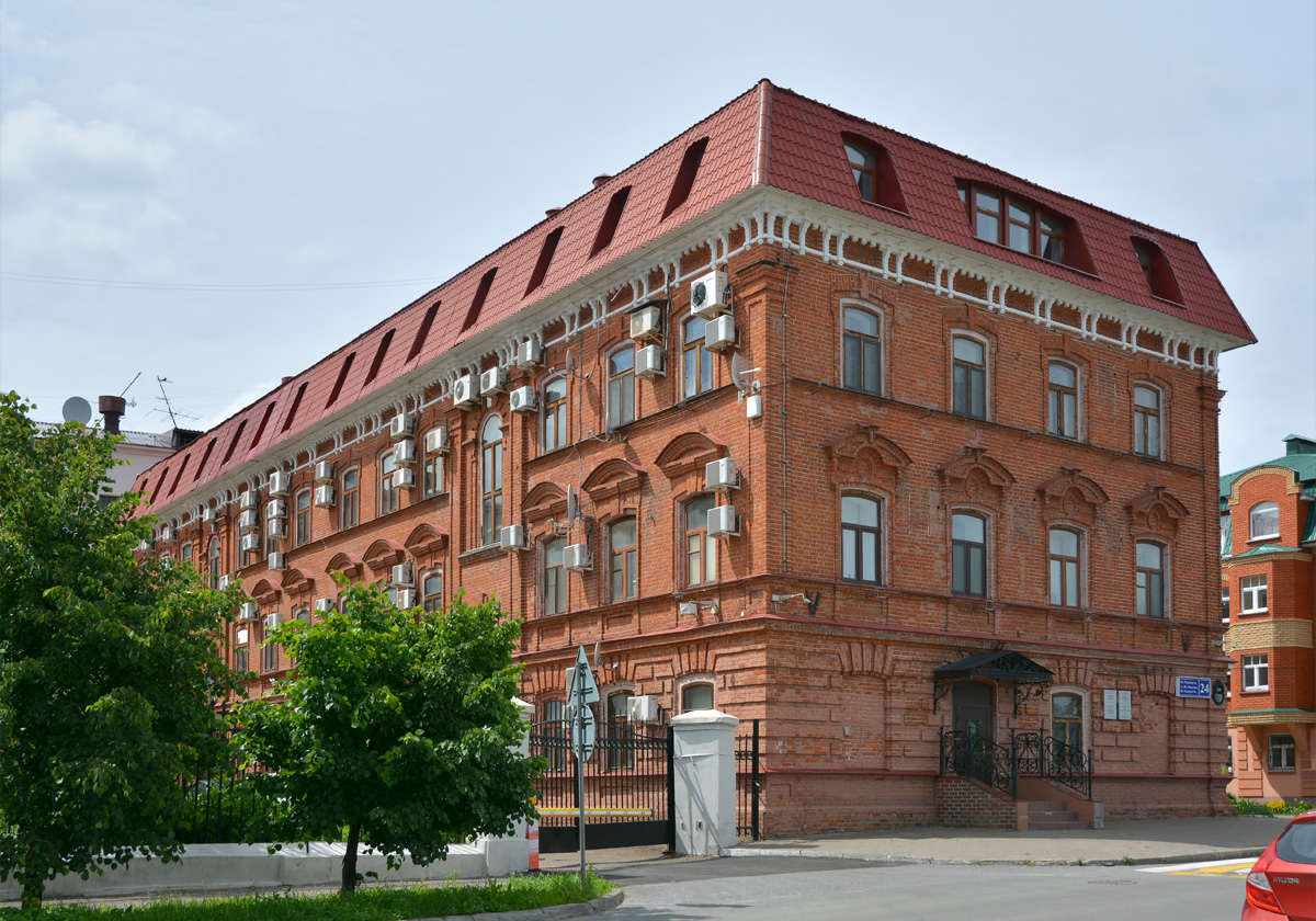 Казань, Улица Шигабутдина Марджани, 24