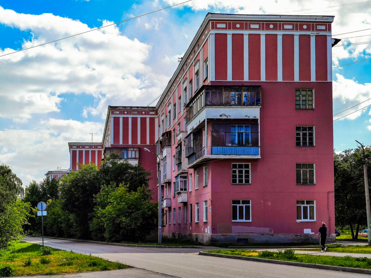 Каменск-Уральский, Исетская улица, 11