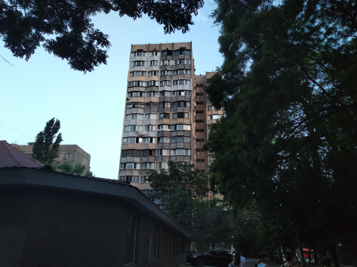 Odesa, Проспект Академіка Глушка, 24