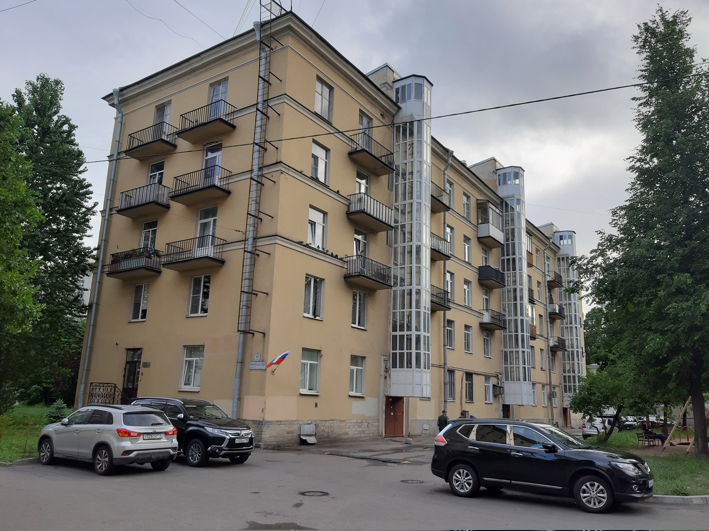 Санкт-Петербург, Новочеркасский проспект, 45 корп. 2