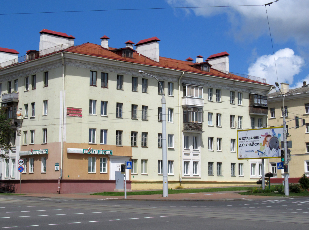Минск, Улица Козлова, 19 / Улица Платонова, 11