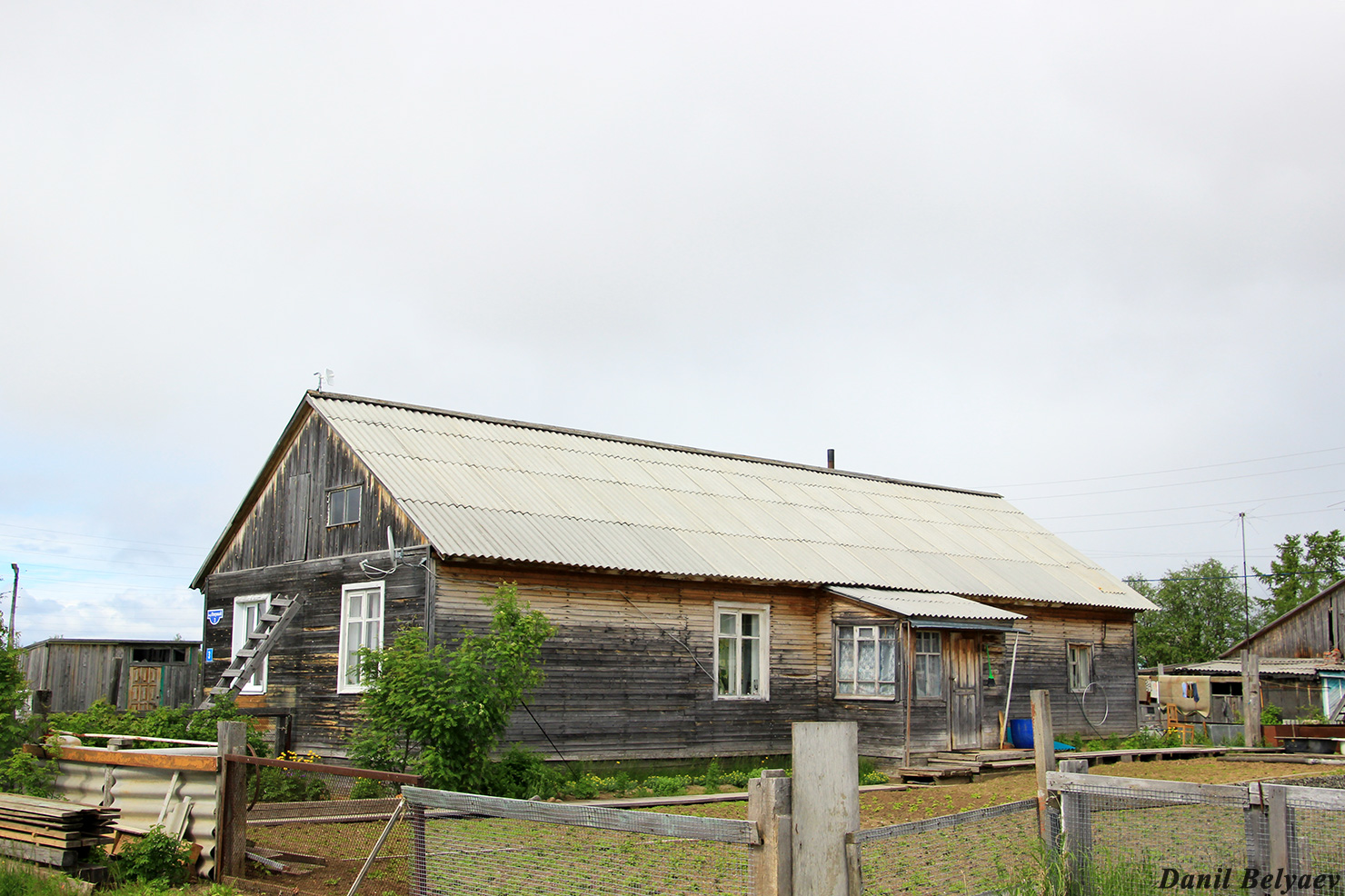 Искателей, Озёрный переулок, 3