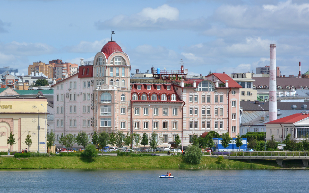 Казань, Улица Марселя Салимжанова, 2В