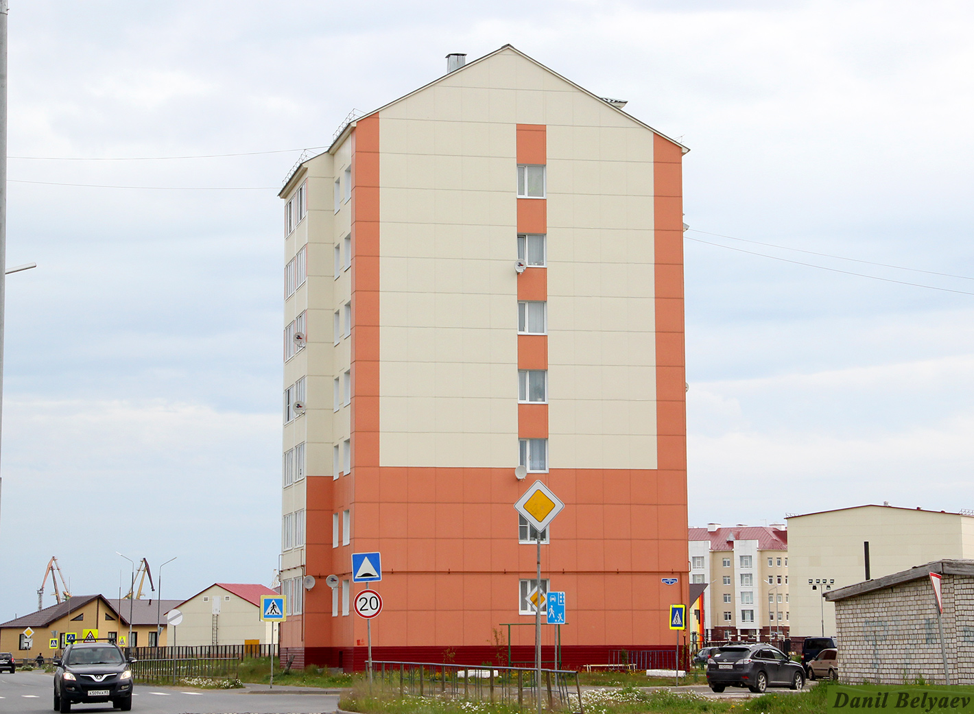 Нарьян-Мар, Проезд капитана Матросова, 3