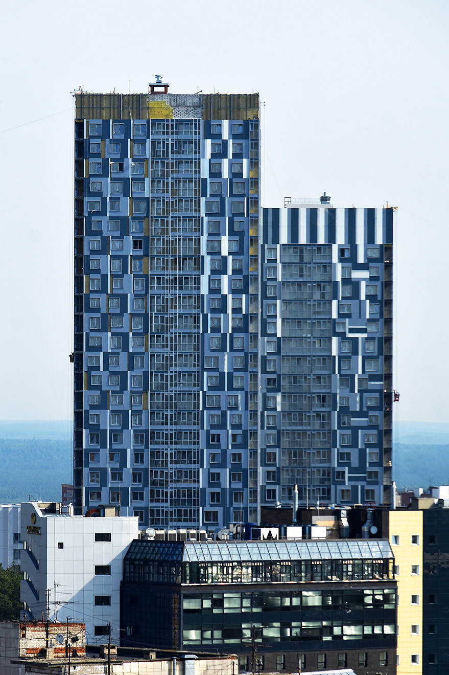 Пермь, Улица Революции, 48В; Улица Куйбышева, 66