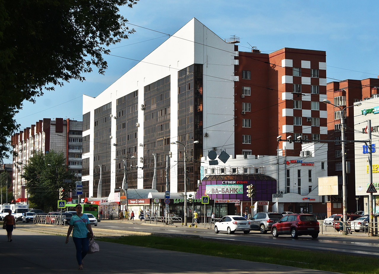 Пермь, Улица Куйбышева, 101; Улица Куйбышева, 97