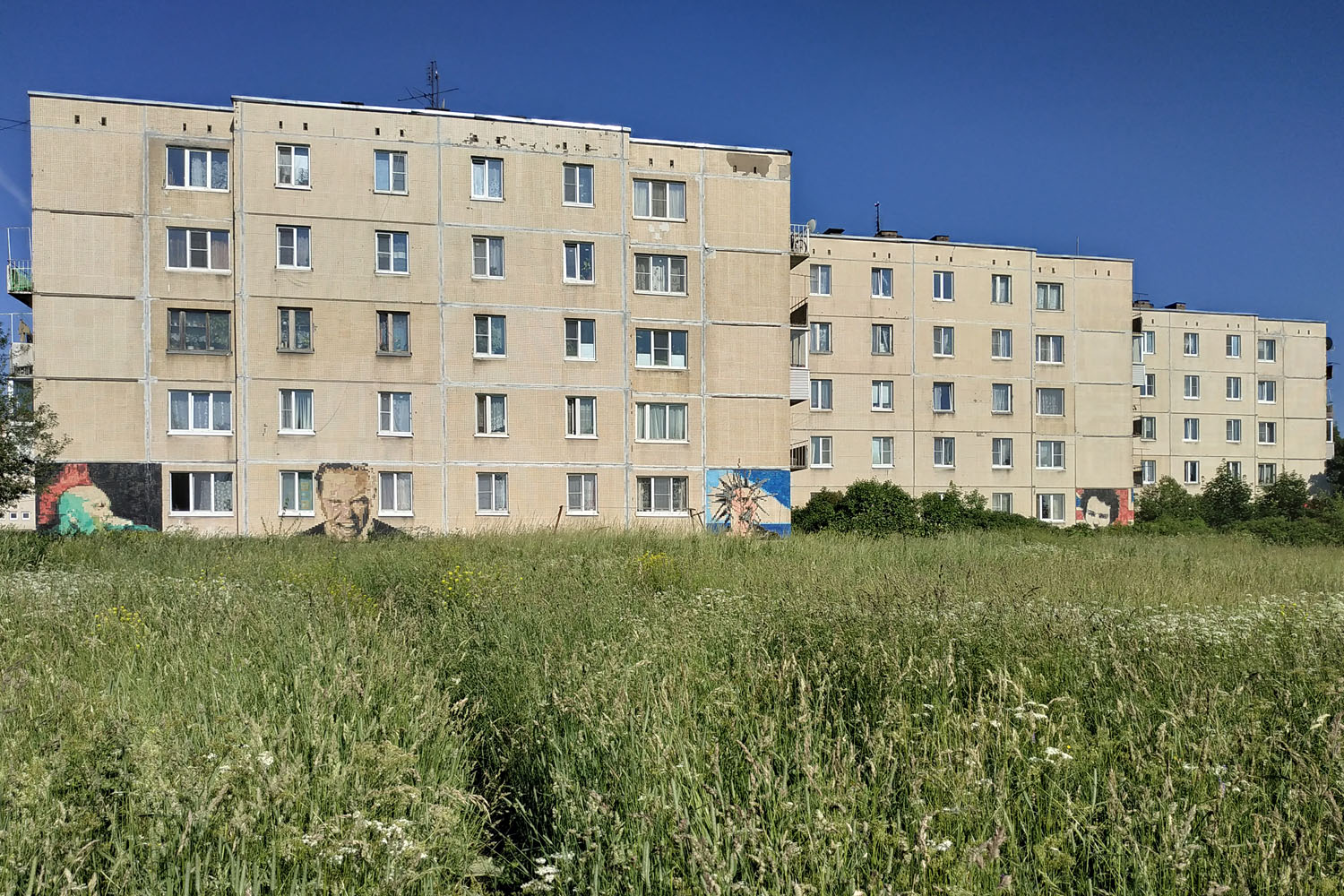 Елизаветино, Площадь Дружбы, 23