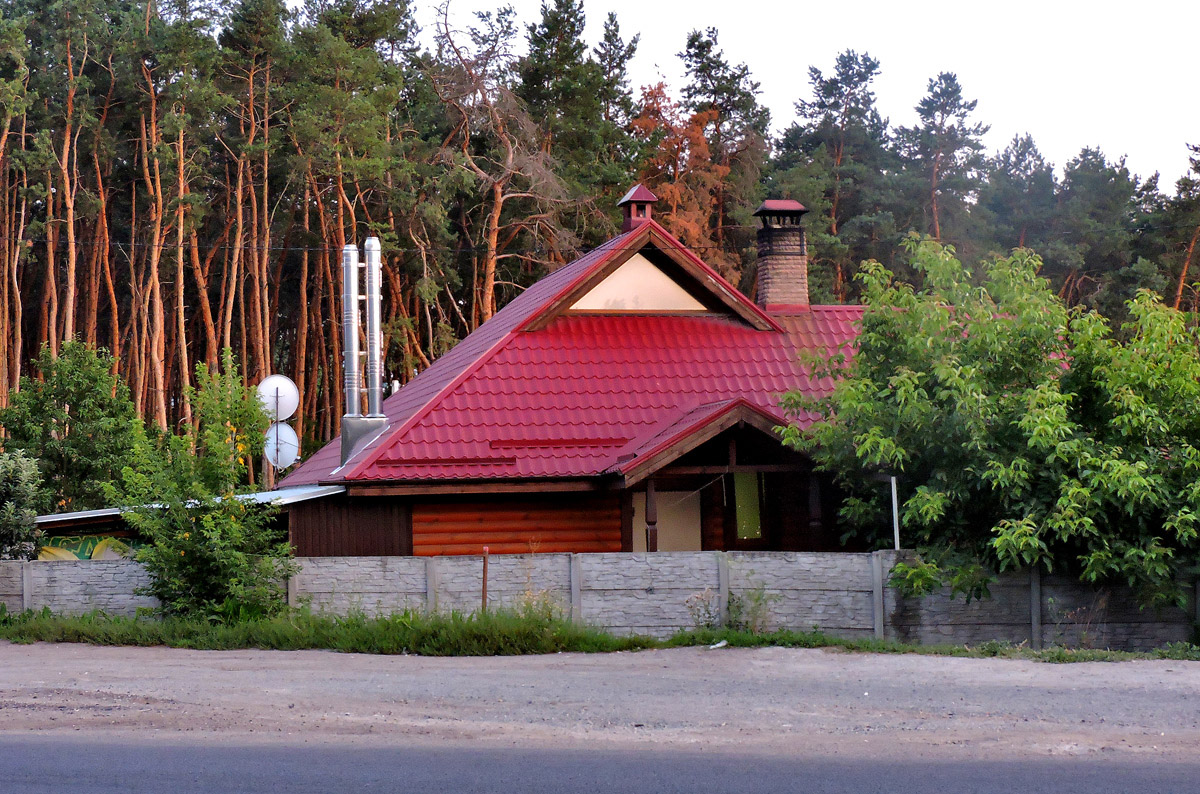 Чугуев, Сосновая улица, 2А