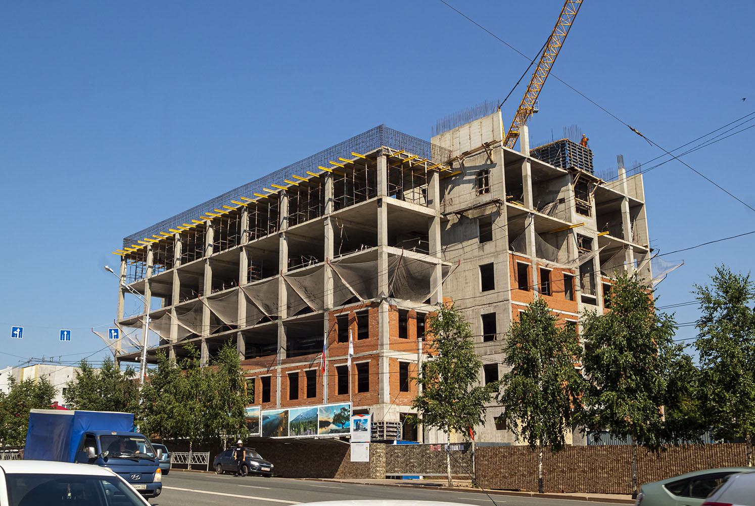 Уфа, Улица Заки Валиди, 41 / Улица Гоголя, 18