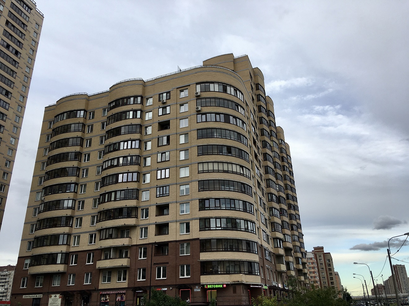 Санкт-Петербург, Богатырский проспект, 49 корп. 1