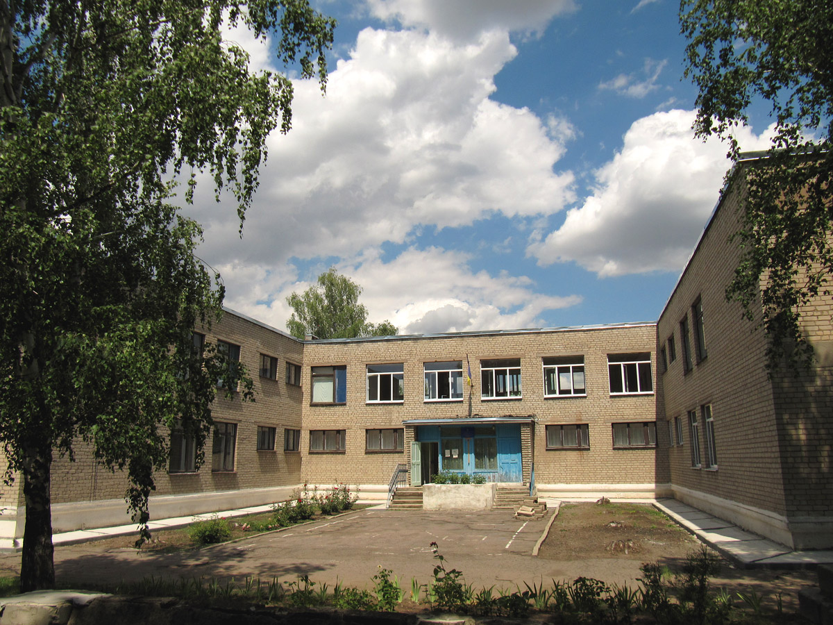 Артёмовск, Юбилейная улица, 12