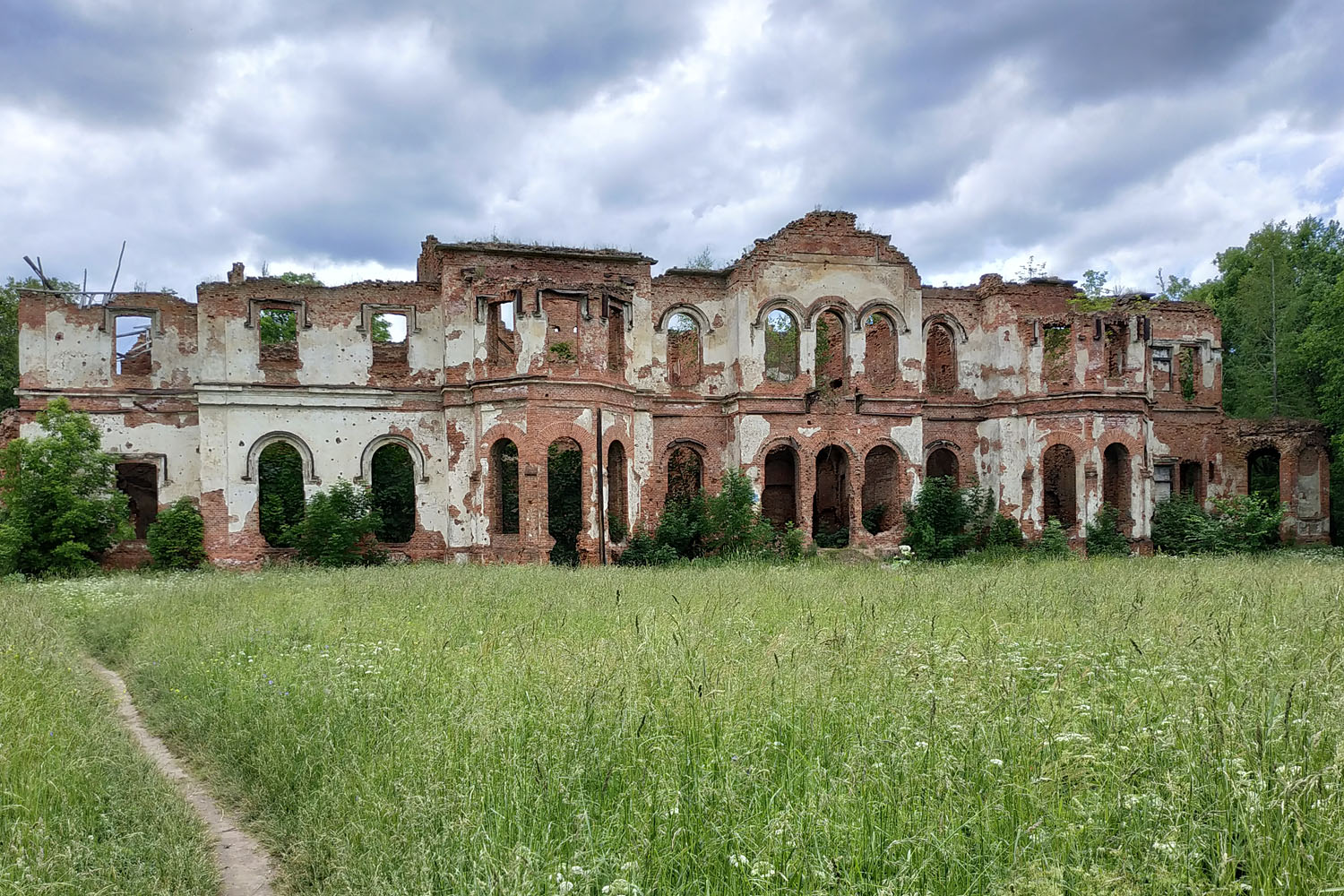 Гостилицы, Парковая улица, ?