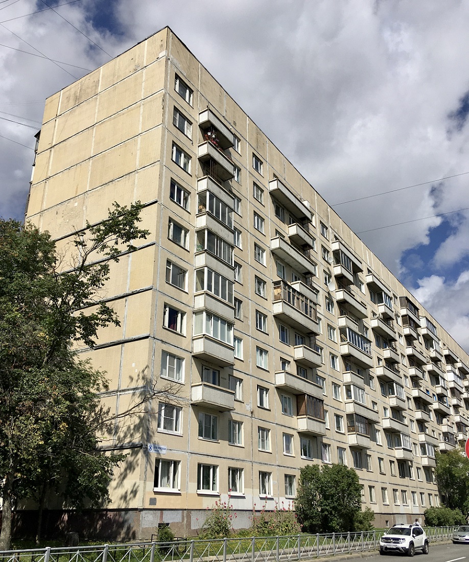 Санкт-Петербург, Долгоозерная улица, 8