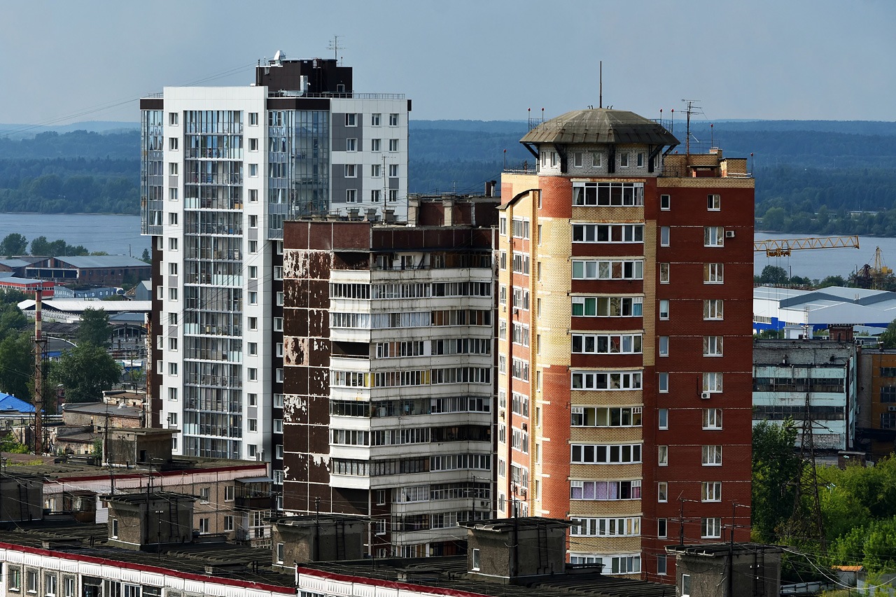 Пермь, Улица Строителей, 37; Улица Строителей, 46; Улица Строителей, 48