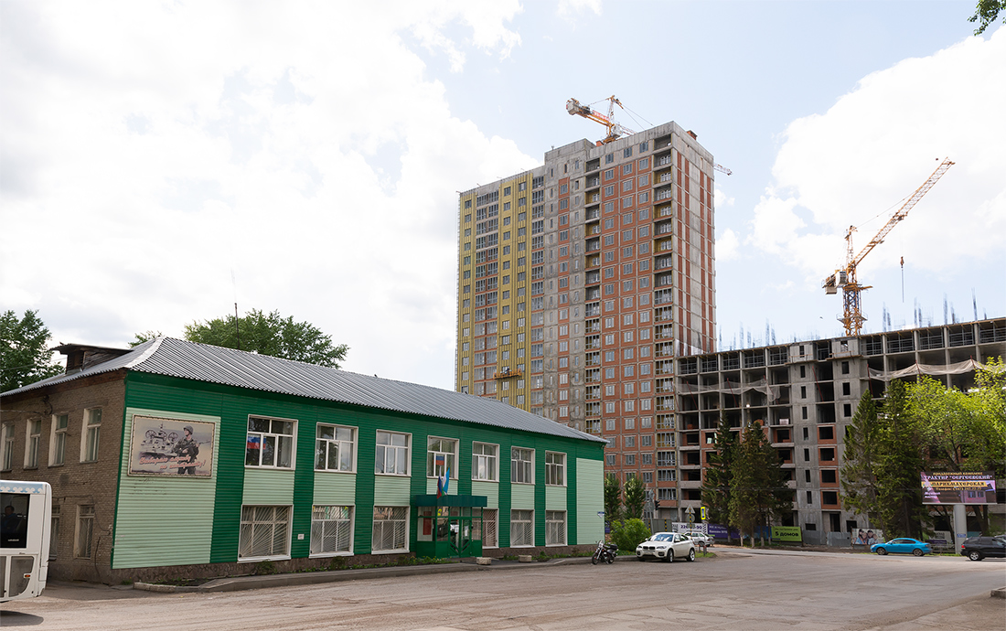 Уфа, Улица Левитана, 45 / Новороссийская улица, 12; Новороссийская улица, 1