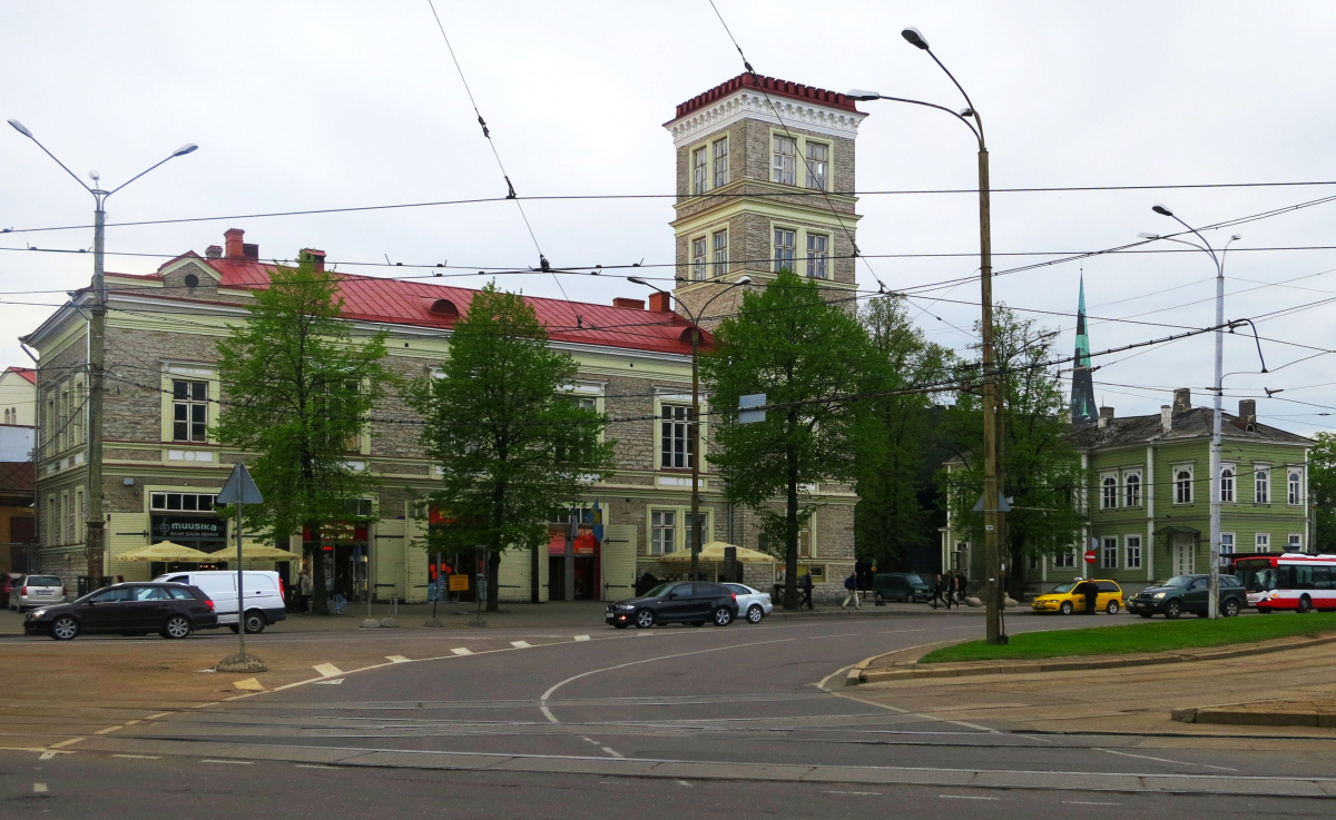 Таллин, Vana-Viru, 14; Vana-Viru, 15