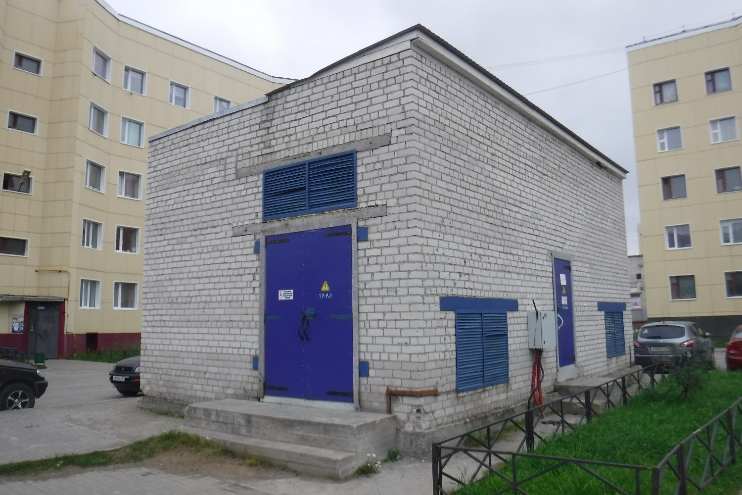 Нарьян-Мар, Улица Ленина, 27*