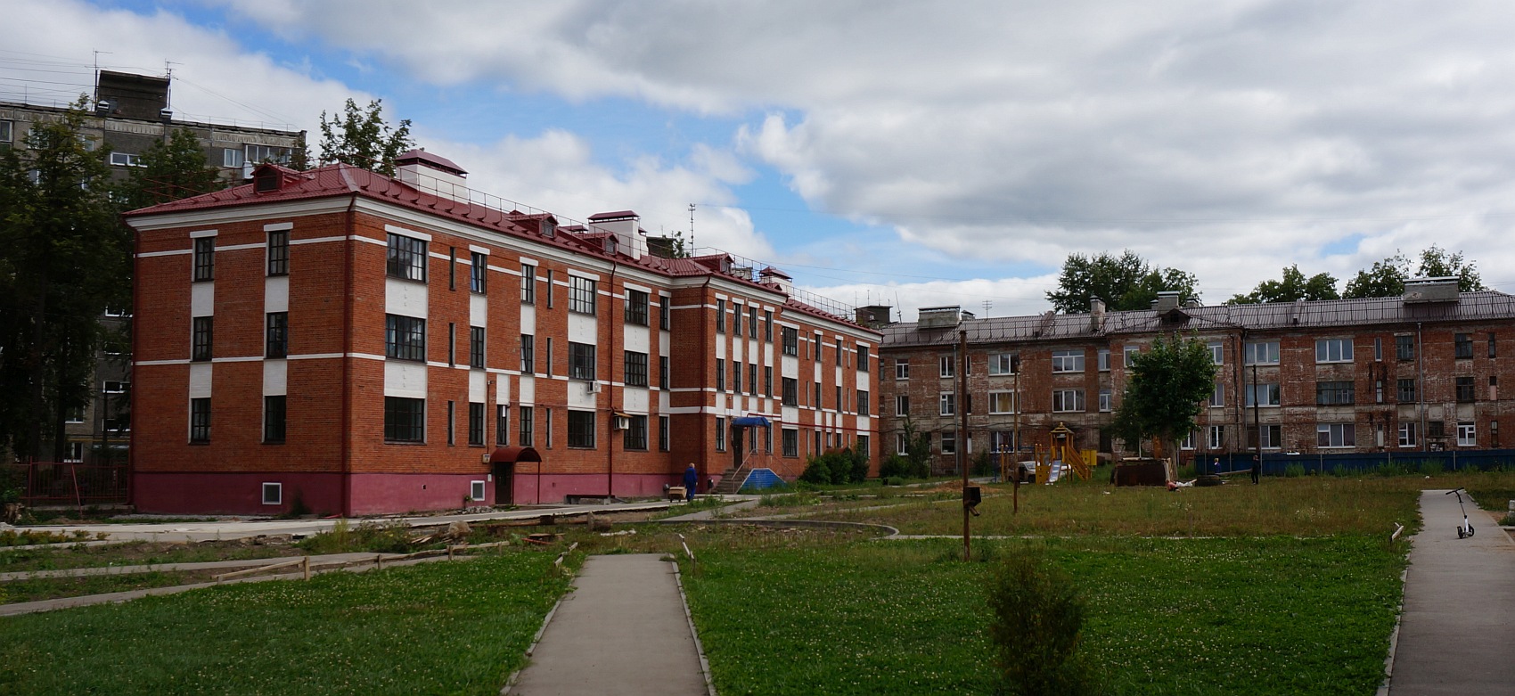 Пермь, Улица Индустриализации, 6; Улица Лебедева, 8